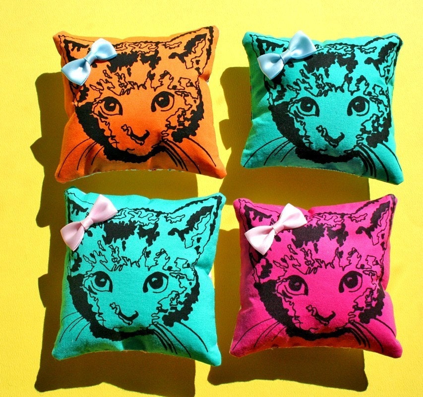 Cute Kitten Silk Screened Pin Cushion