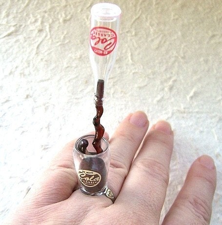 Kawaii Cute Japanese Floating Ring - Cola