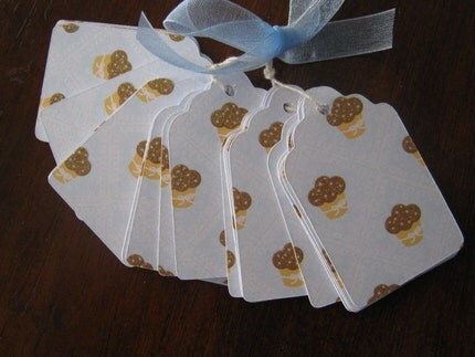HUGE ONE DOLLAR SALE Sweet Treats Cupcakes Tags-Qty 25
