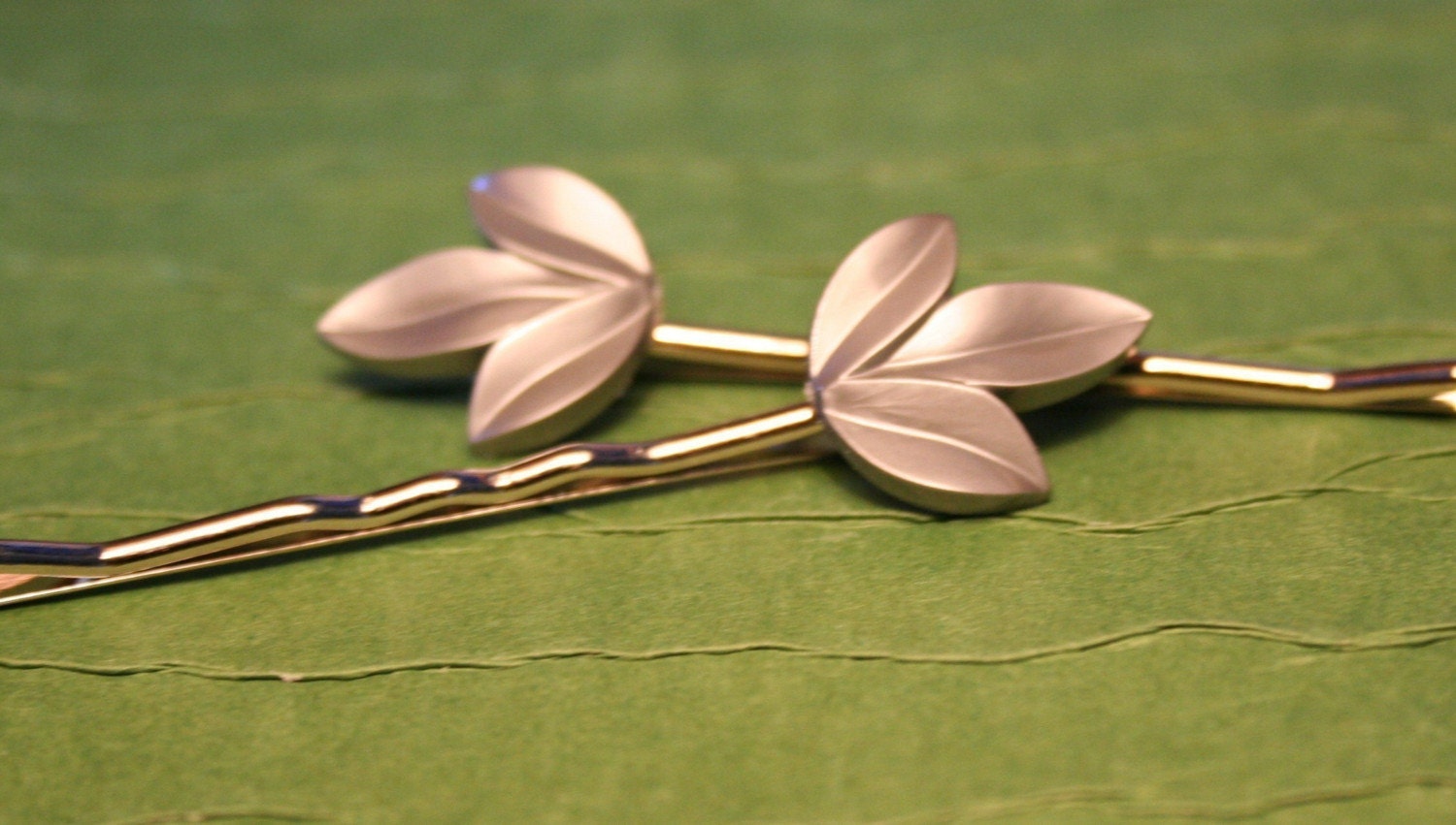 Silver Lining Leaves Bobbie Pin Set