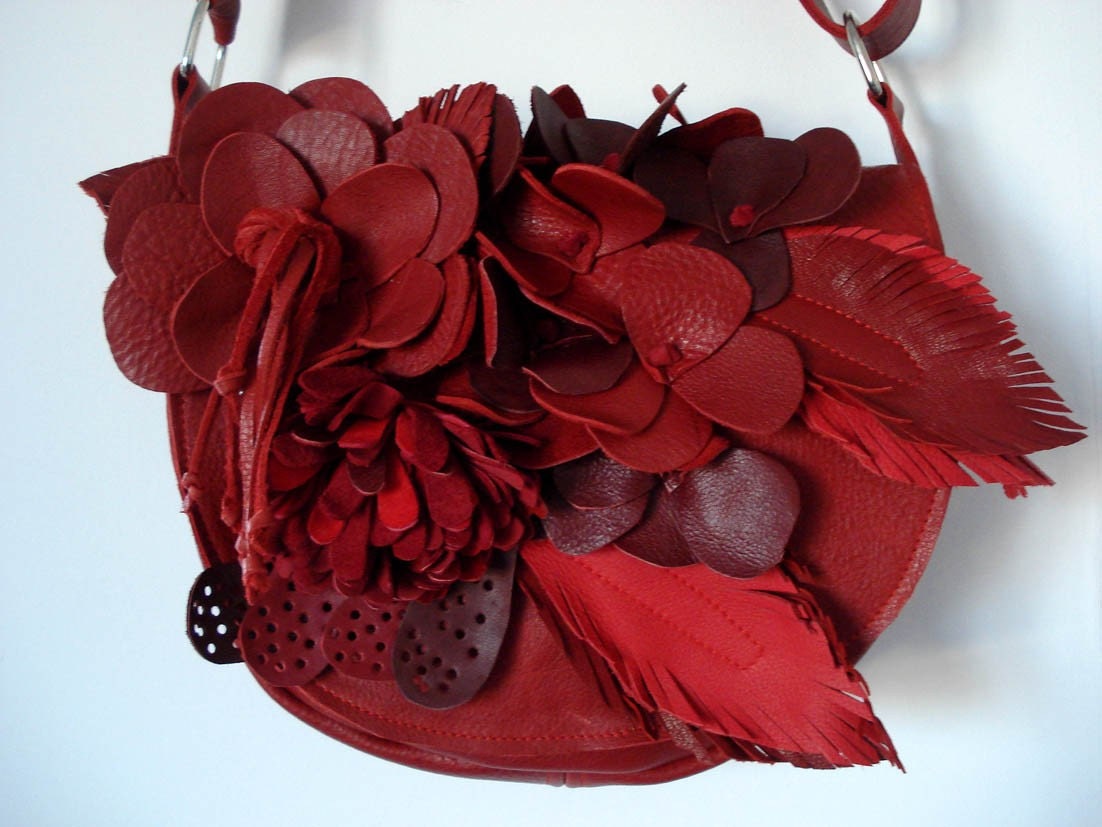 Handmade Bouquet Saddle bag in Red