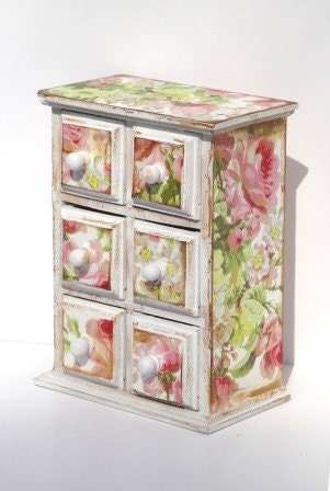 Floral six drawer chest