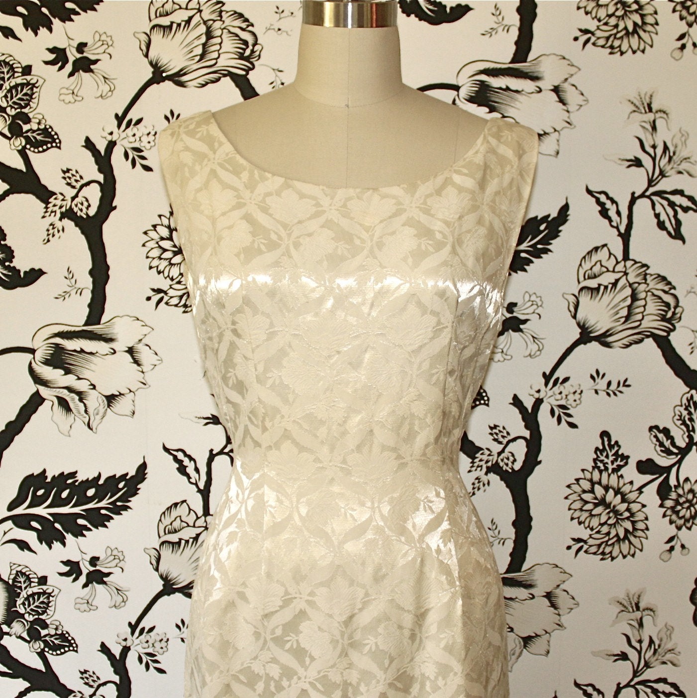 1960s white CREAM brocade WIGGLE dress