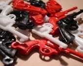 12x Red - Black - White Plastic Six Shooter Charms