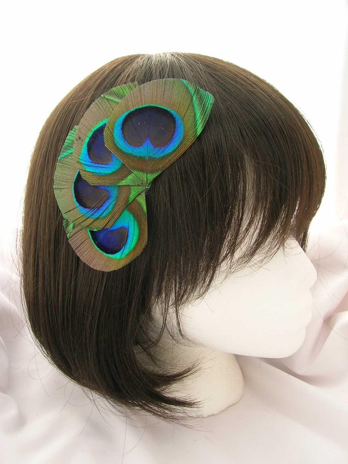 Hera Design peacock eyes feather fascinator - fan style headdress - headband, hair clip, elastic band, or comb your choice