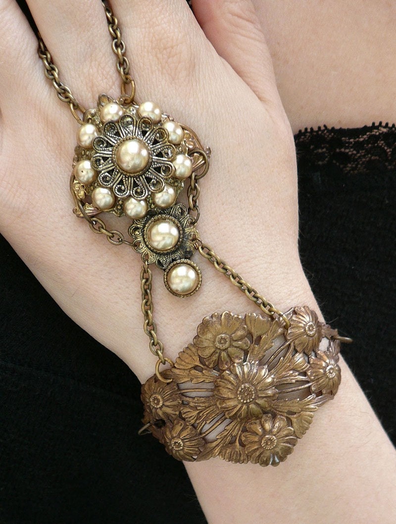 Theda .. Vintage Pearl and Filigree Brass Handflower Gypsy Bracelet