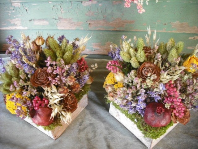 Set of 10 dried flower all natural centerpieces for your wedding