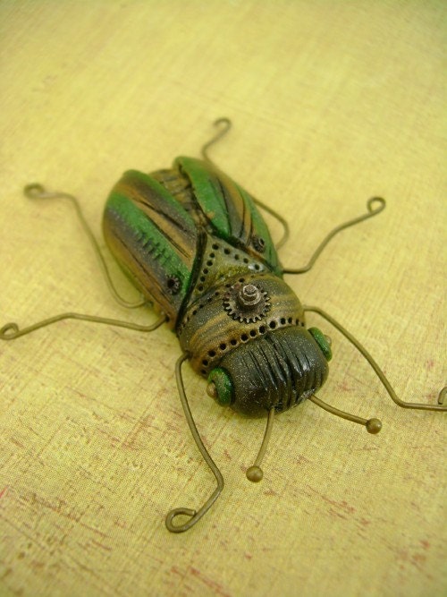 Golden Emerald Beetle Brooch - Steampunk Arthropod - Specimen No.1