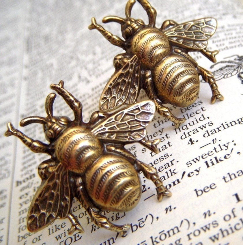 Bee Cufflinks - Classic Brass Metal Miniatures - Victorian Steampunk Accessories