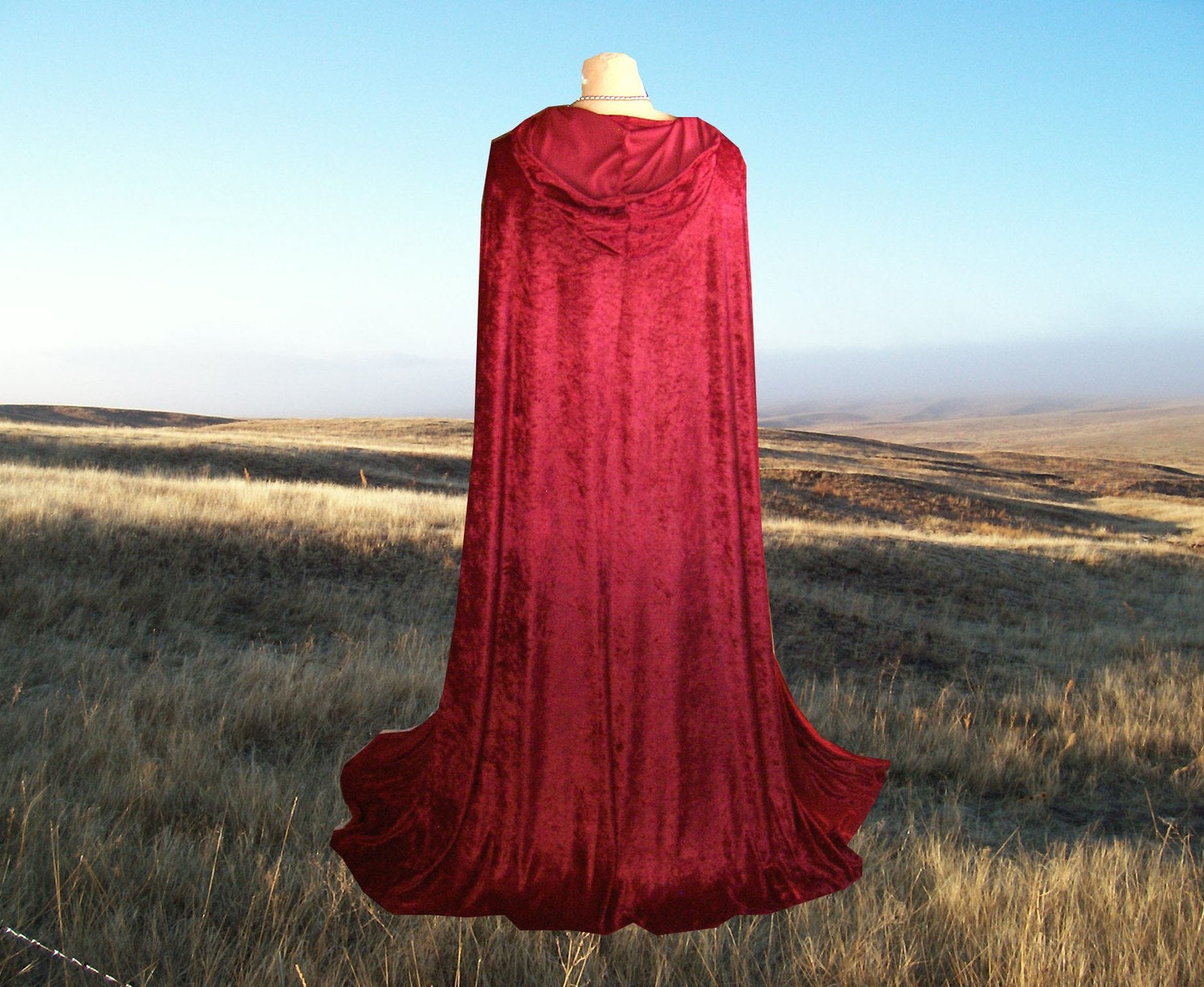 Garnet Red Velvet Hooded Cloak Cape Twilight Medieval Renaissance Vampire Halloween Costume