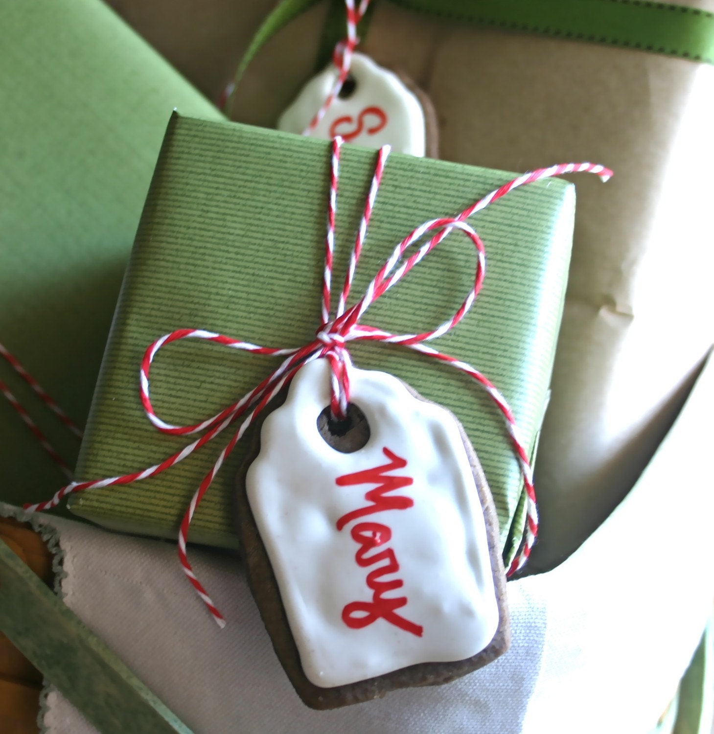 5 Organic Gingerbread Gift Tags with Edible Ink Writer PRE-ORDER BY 1ST WEEK OF DEC.