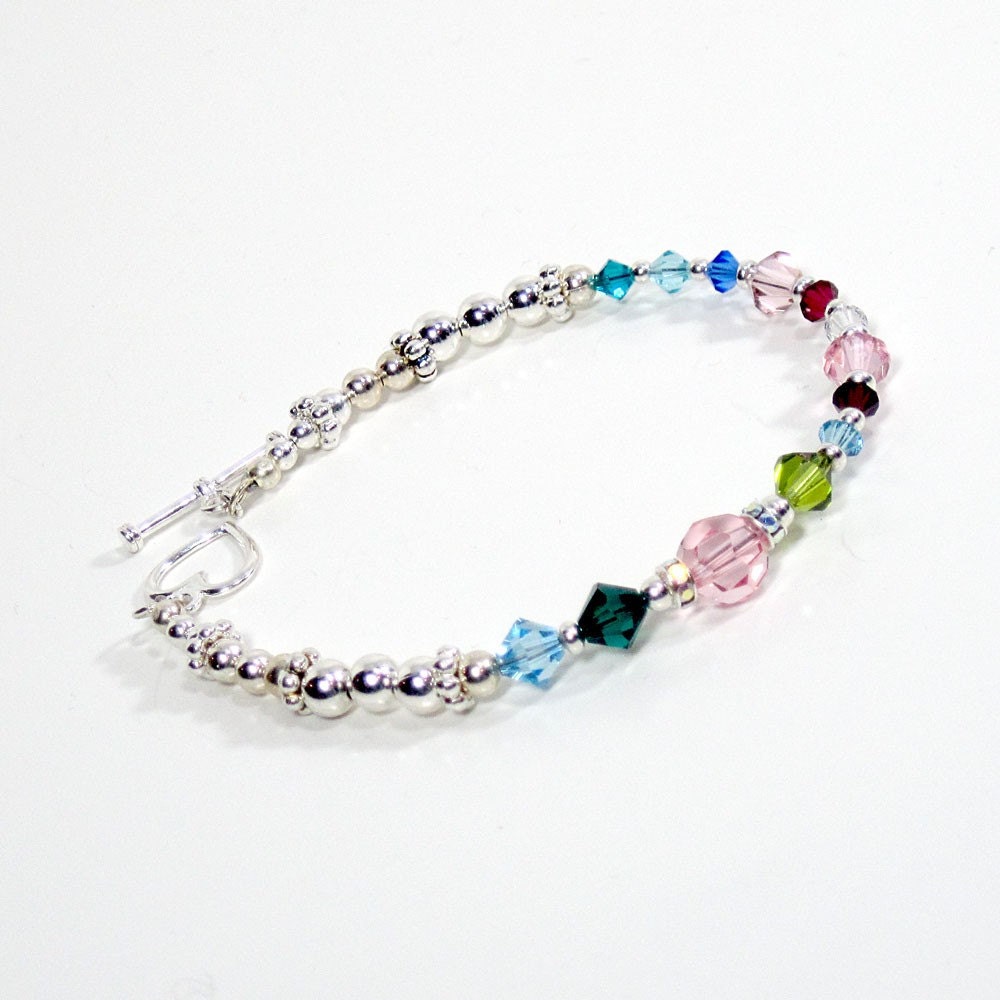 Custom LoveLines Crystal Beaded Mothers Bracelet - 3 Generations