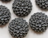 6 pcs
 Steel Gray Baby Chrysanthemum Cabochons 15mm