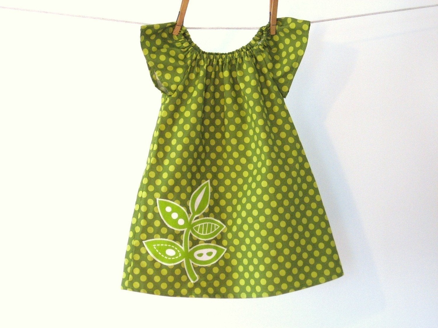 Mod 
olive green and chartreuse polka dot dress with leaves applique