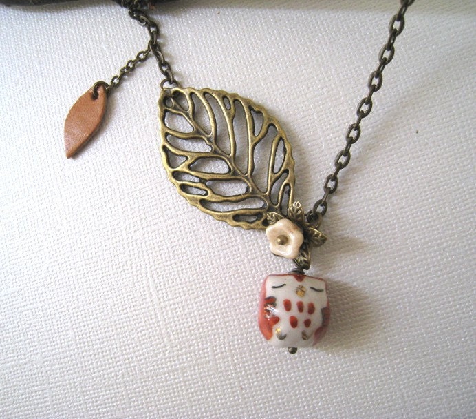 Sleepy Owl and Poetic Leaves Necklace
