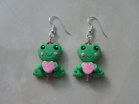 Caseys Creations Valentine Frogs Earrings