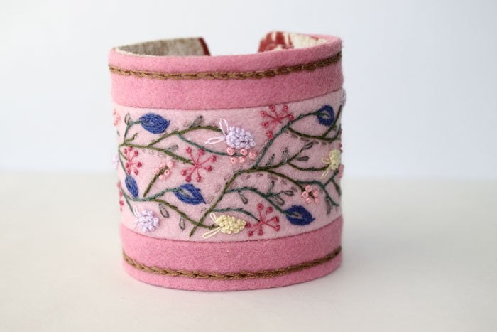 Embroidery Current Issue CrossStitch and Needlework Wrist Cuff Hand Embroidery pink pastel Wildflower Romance Bracelet