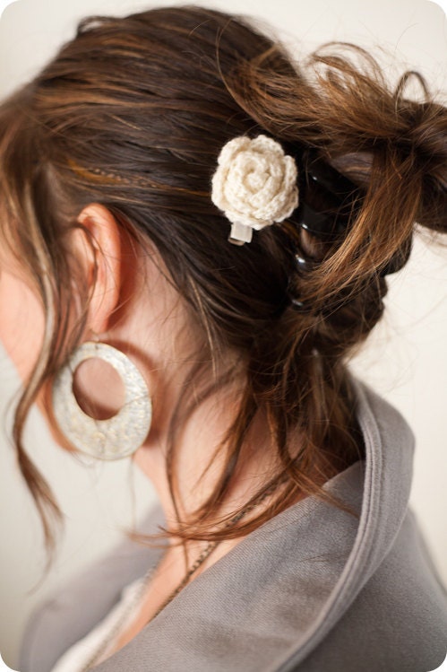 WHITE Flower Clip / Pins for Hair, Hats, or Shoes