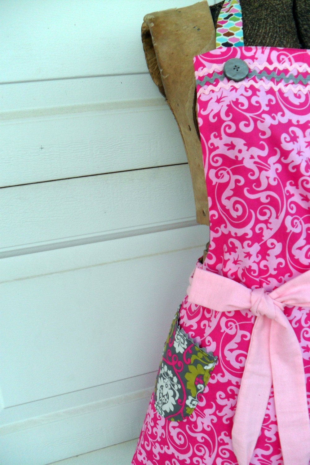 Flirty Reversible Apron in Hot Pink,Green and Gray for Women