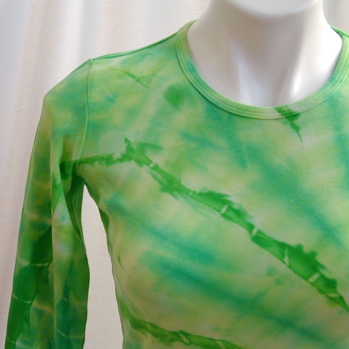 Twist of Fate Top in Avocado and Turquoise (small - extra small)