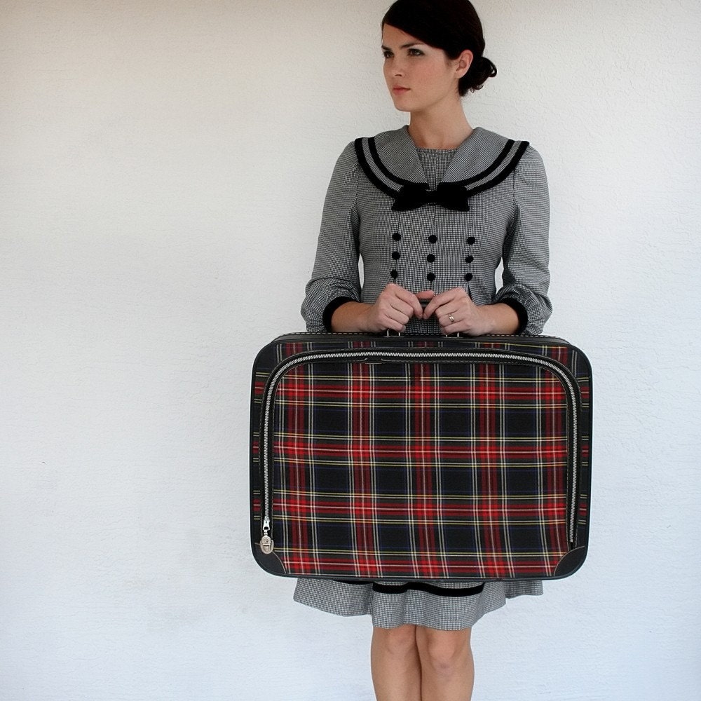 VINTAGE Plaid Suitcase Navy Blue RED Golden Yellow Hunter Green AWESOME