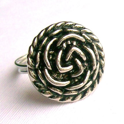 Antique silver effect flower button ring