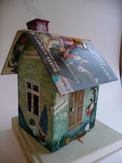 Book House by mumbos