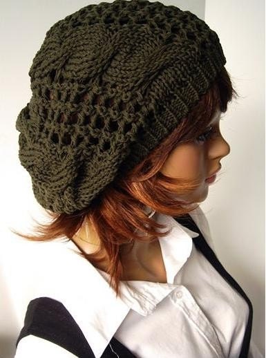 Beautiful hand-made adult size wool hat 30210