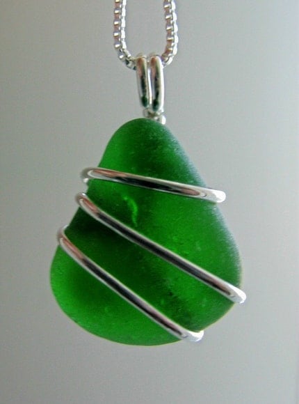 Emerald Teardrop Sea Glass Necklace