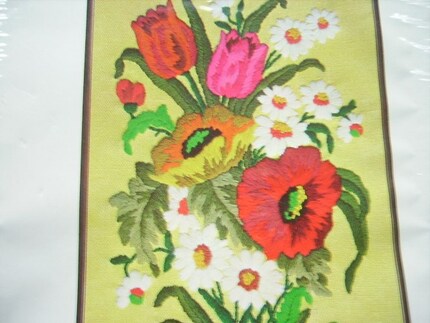 Vintage Floral Bouquet Crewel Embroidery Kit