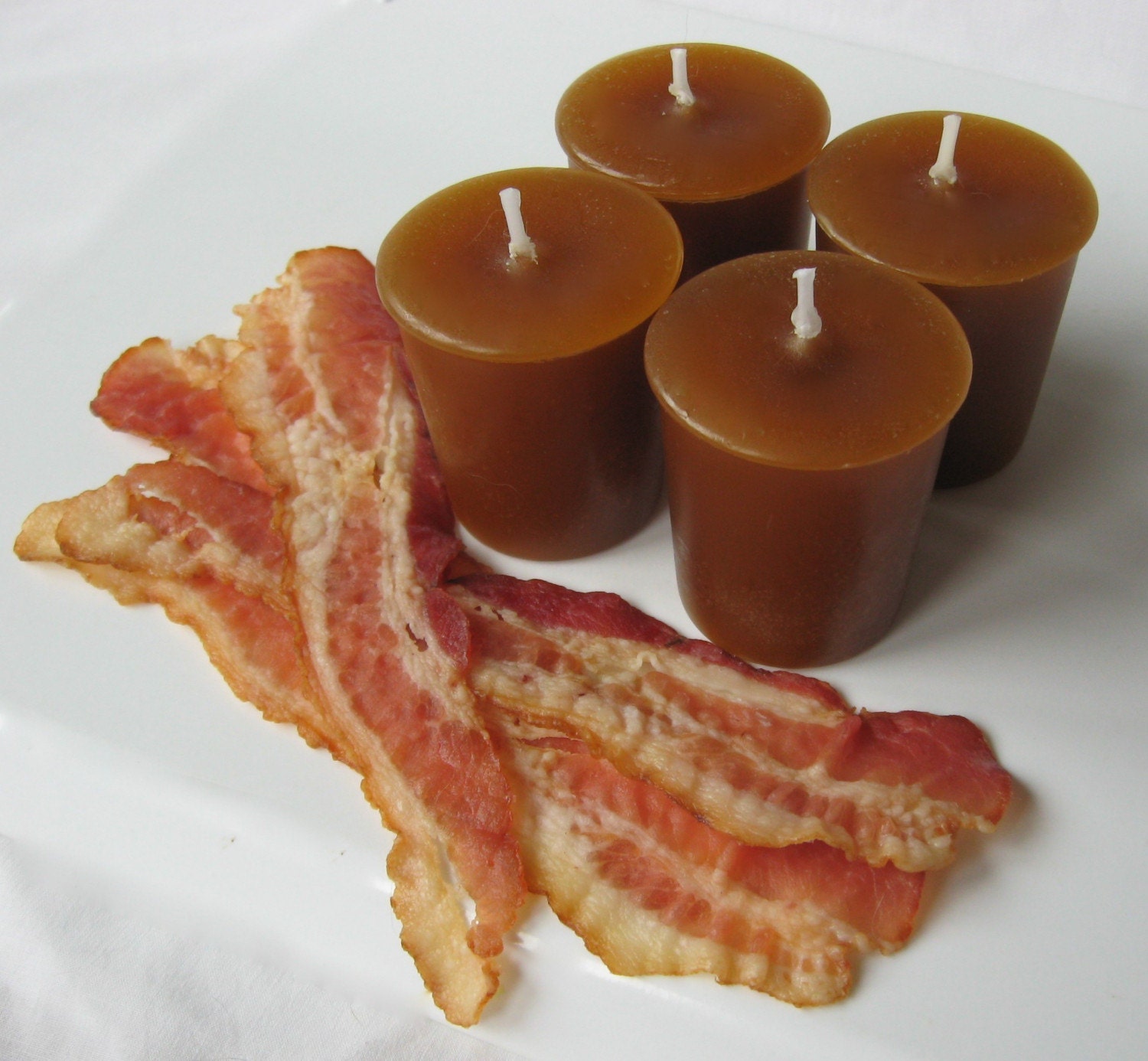Bacon (set of 4 votives or 4-oz jar candle)