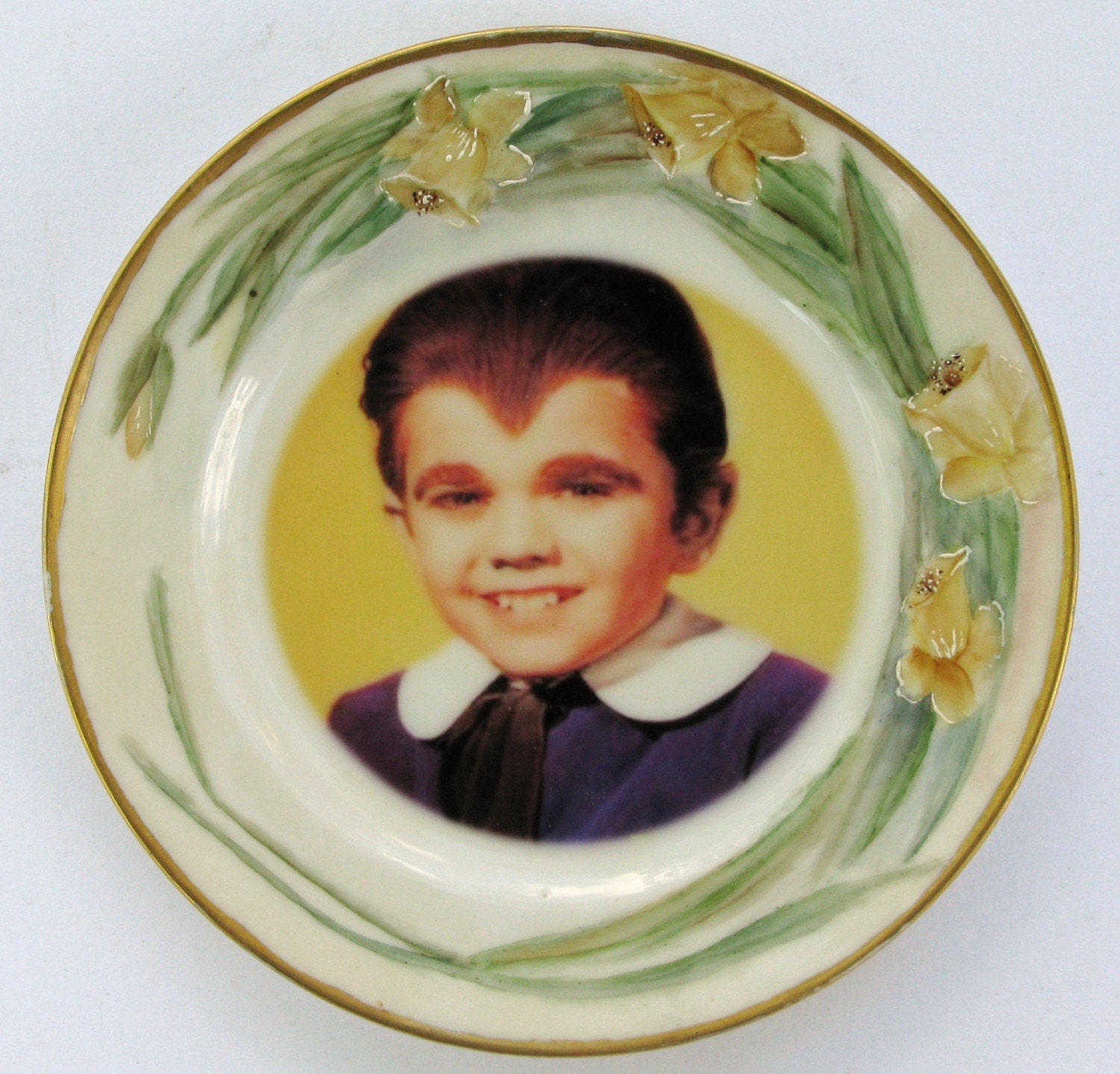 Edward Wolfgang Munster Portrait Plate - Altered Antique Plate