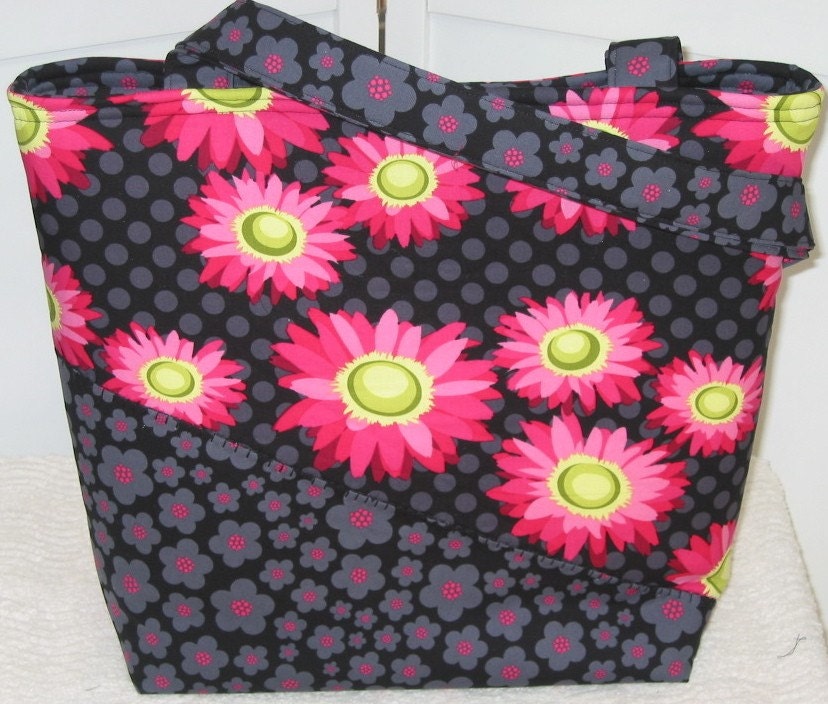 Hot Pink Daisy Dots Large Tote / Diaper Bag with Zippered Pockets / Ready to Ship