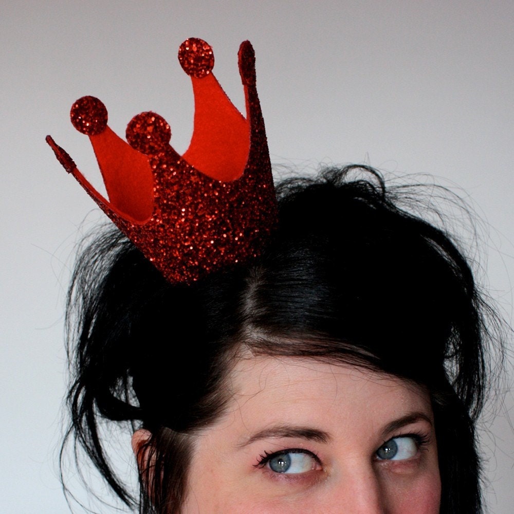 Scarlet red glitter mini burlesque crown