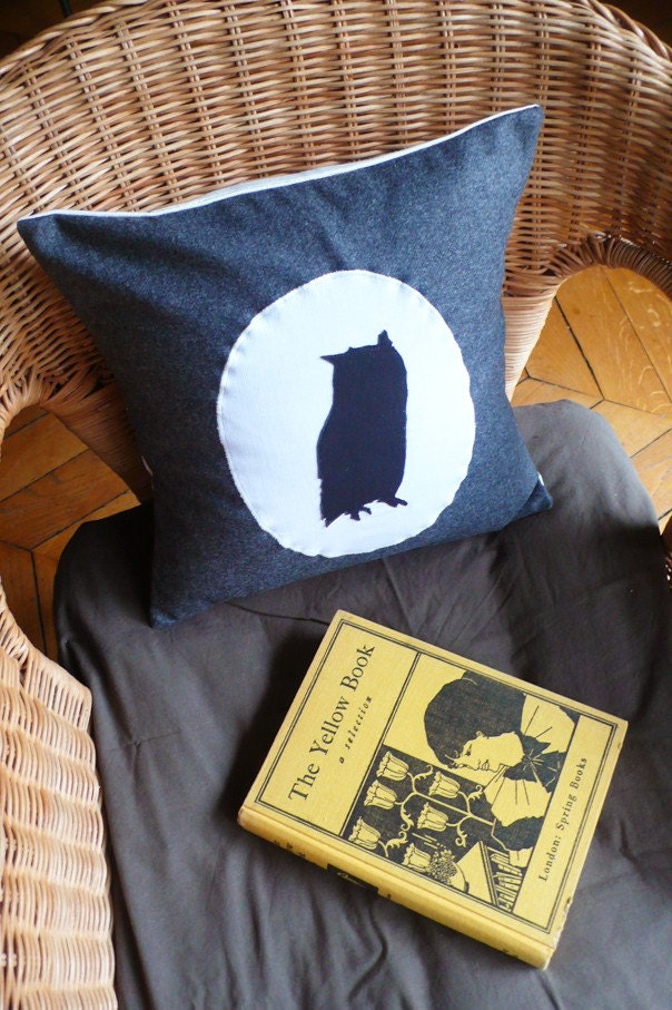Owl Silhouette, cushion cover (charcoal)