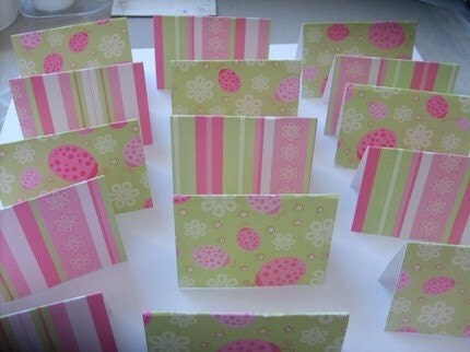 16 Lady Bug and Flower  Mini  Cards
