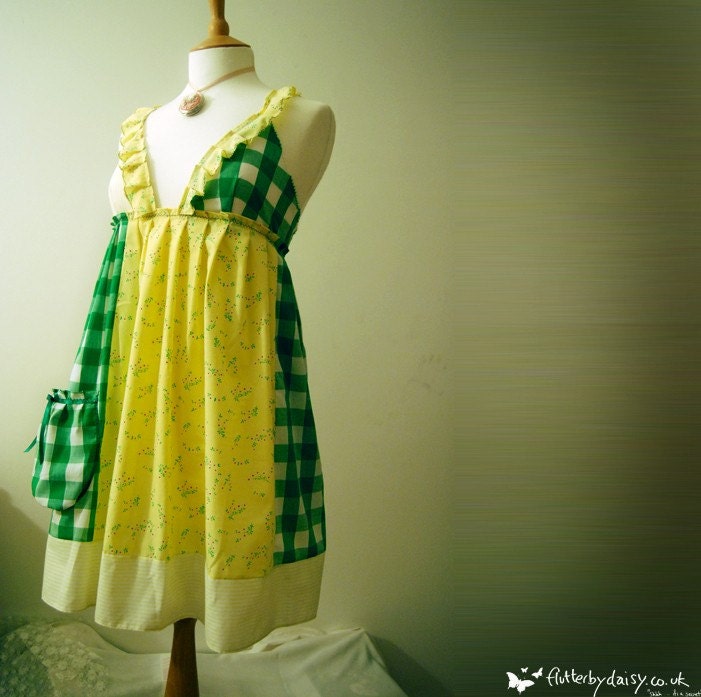 Tea party dress in green and yellow