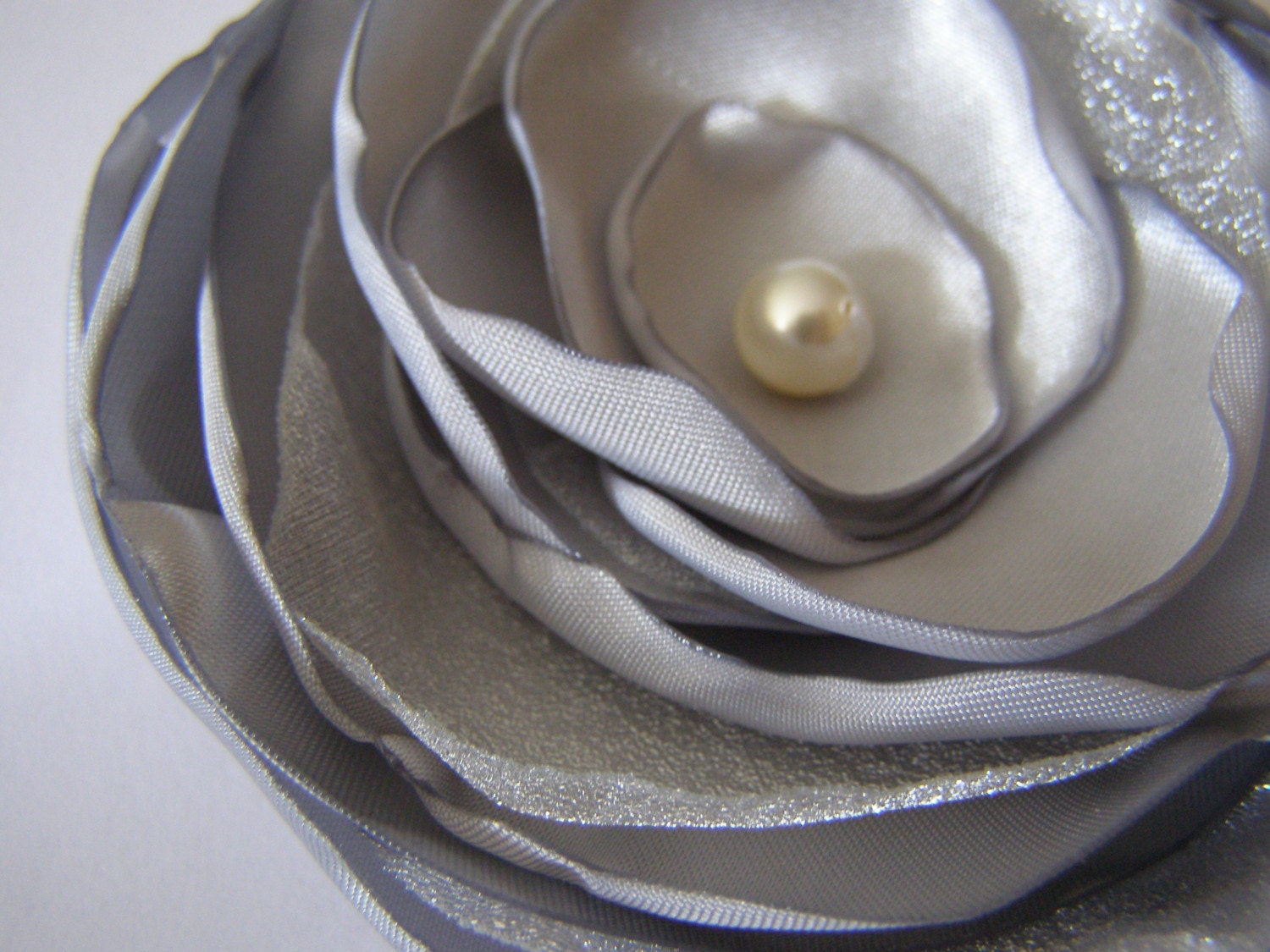The Oyster's Bloom   Flower   Hair Pin or Brooch