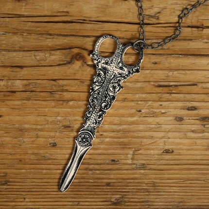 Victorian Scissors Necklace