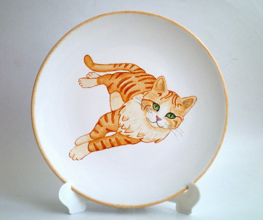 Yellow Tabby Cat, Decoration Plate - Hand painted, Gift Under 50 , gift for petlover