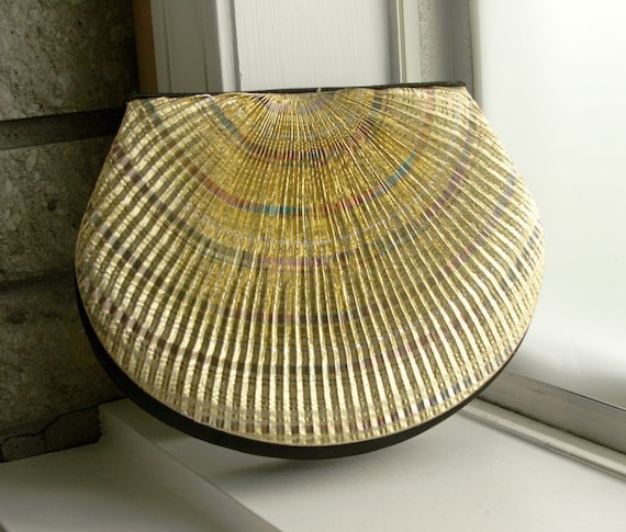 Vintage gold shell purse clutch