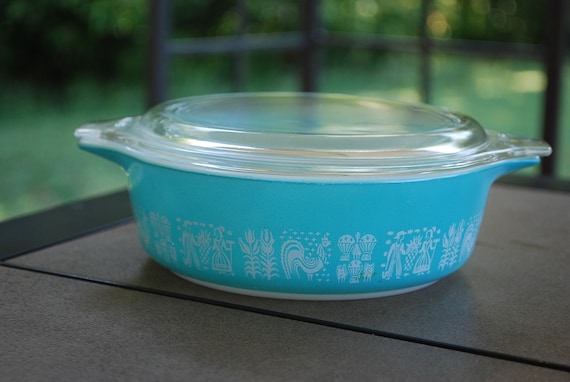 Vintage One Pint Teal Amish Butterprint Pyrex Covered Dish