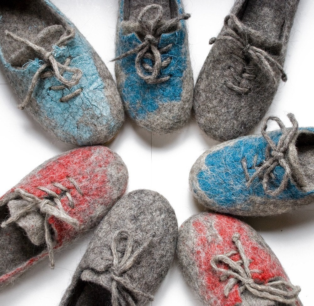 Ecological felt slippers - sneakers of Lithuanian  local coarsewooled sheep wool