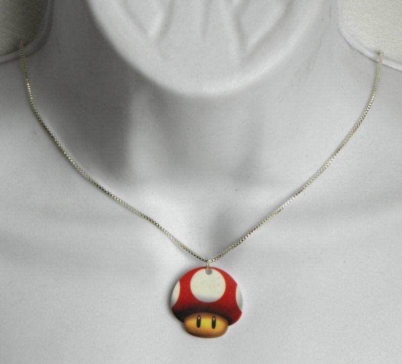 NINTENDO Super Mario Bros SUPER MUSHROOM Necklace