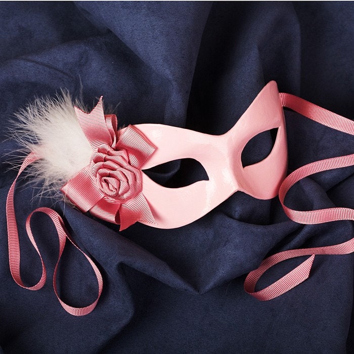 Amadea Rose/White masquerade mask /req37430
