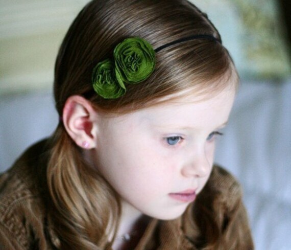 sadie . avocado (fabric flower headband)