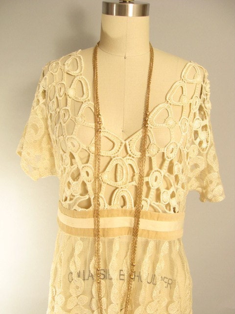 Vintage 70s Cream Scallop Crochet Lace Boho Mini Dress