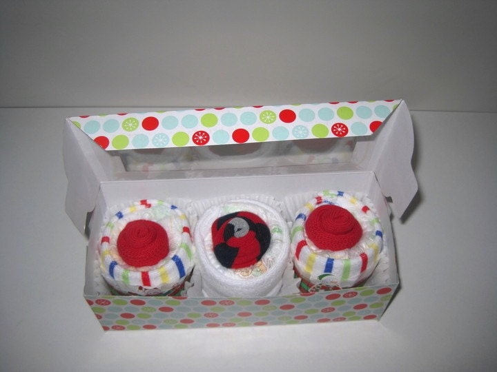 PRE HOLIDAY SALE Christmas Red and White Diaper Cupcakes