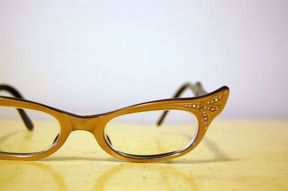 1960s FRAME FRANCE Cat Eye Glasses w/ Case