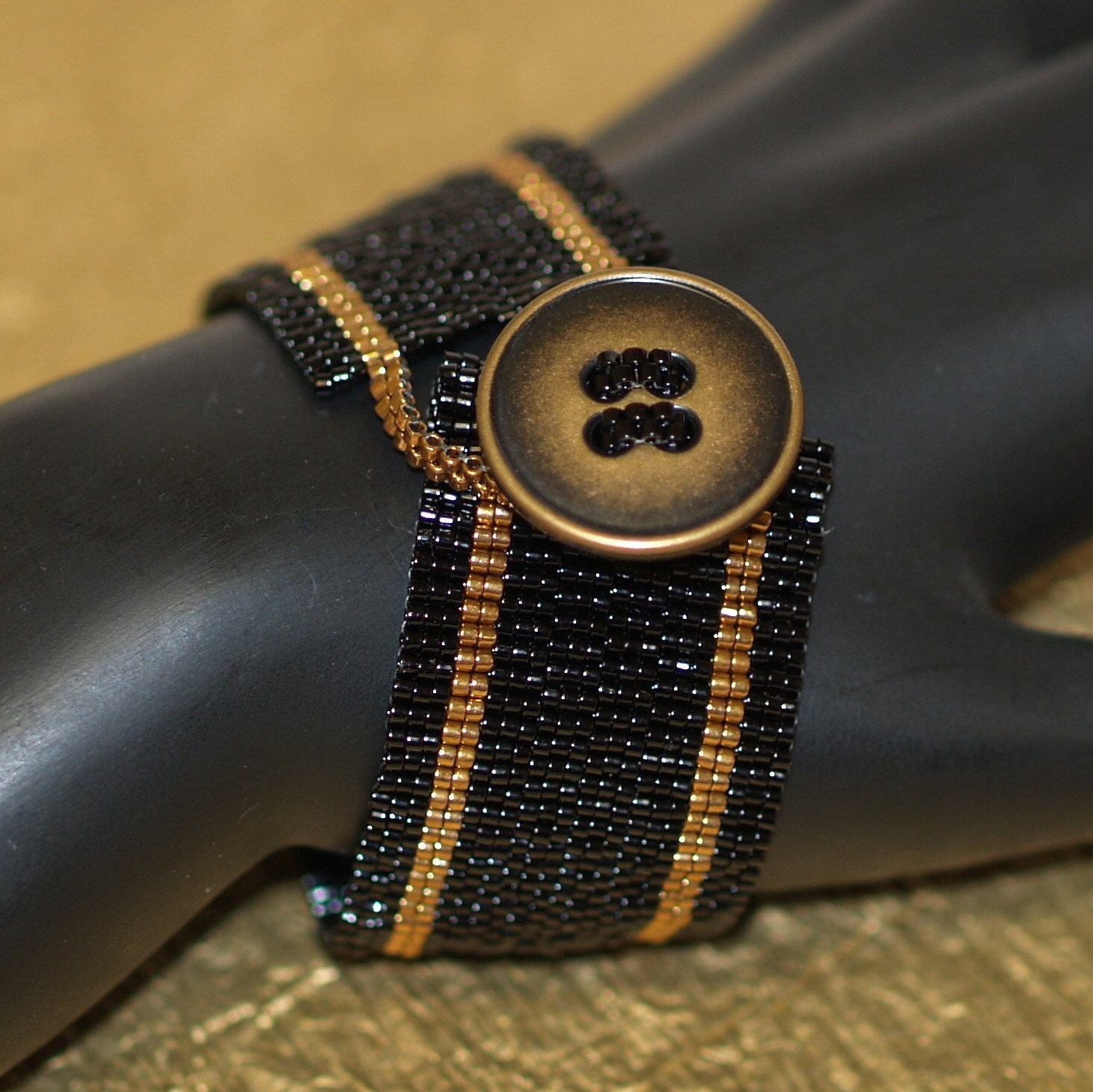 Black and Old Brass - Peyote Bracelet with Vintage Brass Button (3299)